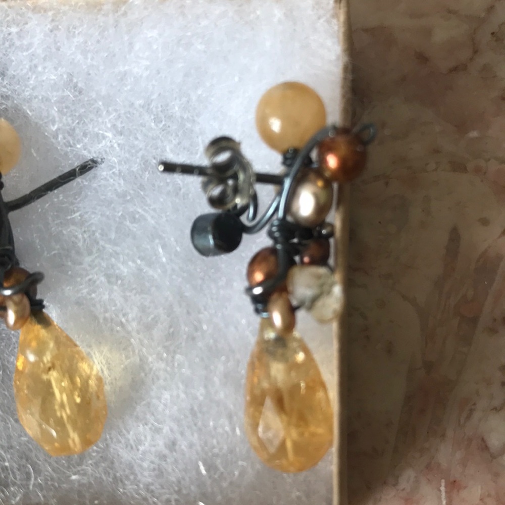Earrings - Picture 3 of 3